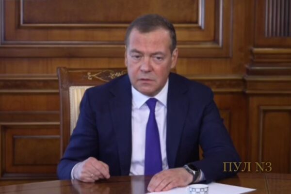 Медведев заявил, что иноагенты не получать доходы в России