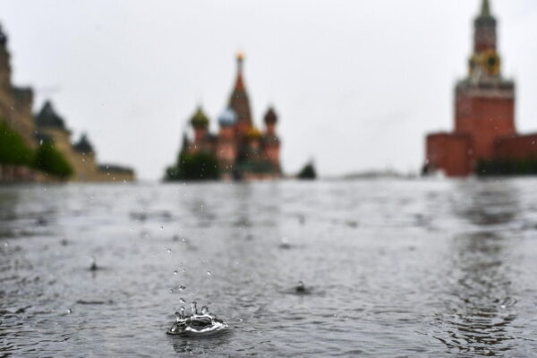 Москвичей предупредили о похолодании в выходные