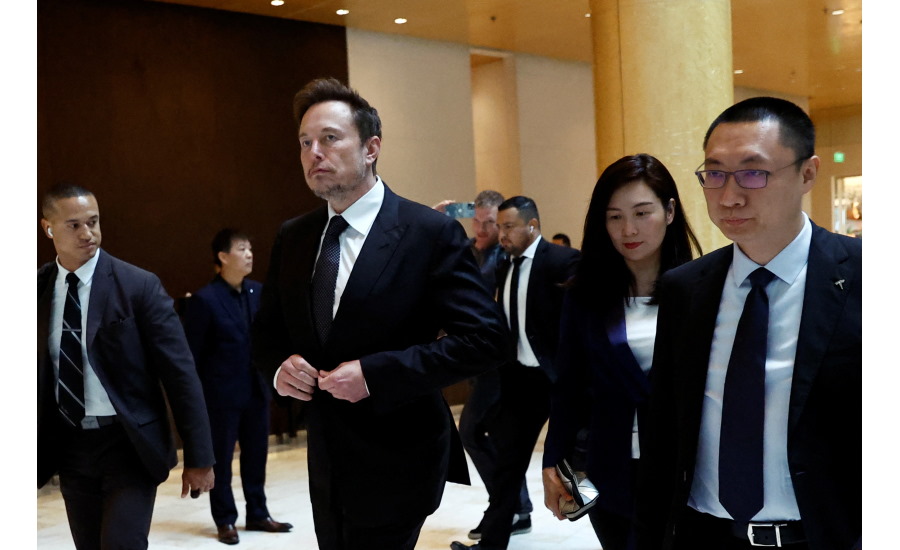 Илон Маск отправился с визитом в Китай