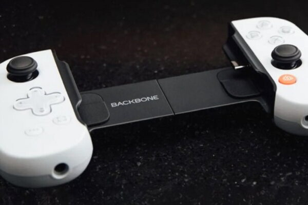 iPhone 15 получили поддержку игровых контроллеров с USB Type-C, созданных для Android-смартфонов
