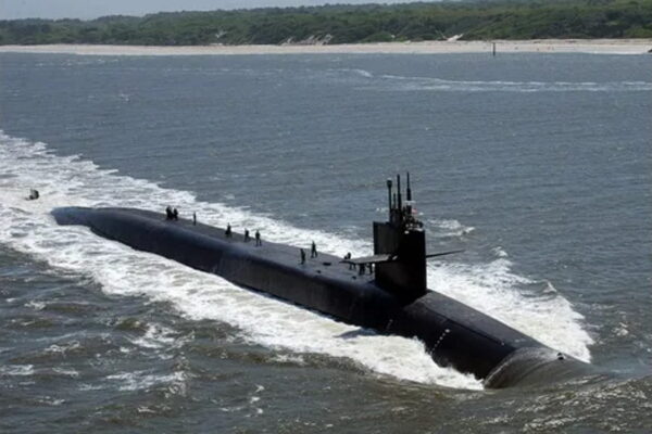 Американская атомная подлодка USS Florida зашла в норвежский порт Тромсё