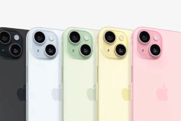 Apple представила новый iPhone 15
