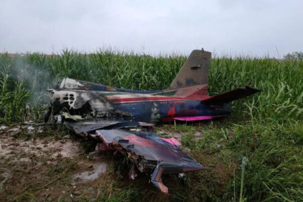 Учебно-боевой самолёт ВВС Италии разбился во время тренировочных полётов