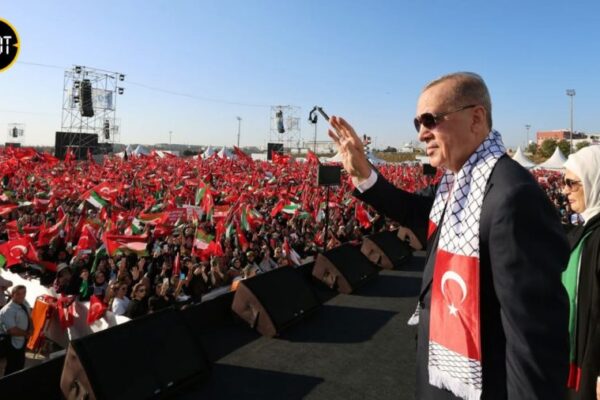 Президент Турции Тайип Эрдоган возложил ответственность на Запад за кровопролитие в Газе, назвав его резнёй