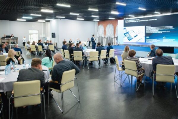 Дизайн-сессия по искусственному интеллекту прошла в Саратовской области